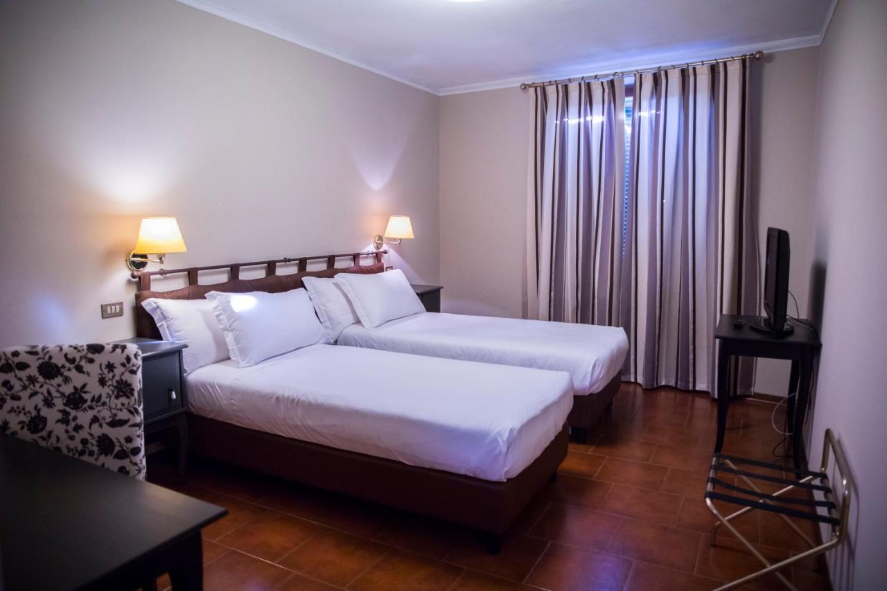 Hotel Bastimento Fiorenzuola dʼArda Esterno foto