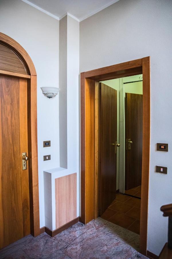 Hotel Bastimento Fiorenzuola dʼArda Esterno foto