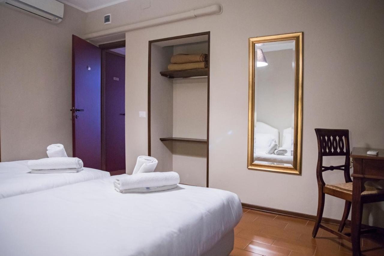 Hotel Bastimento Fiorenzuola dʼArda Esterno foto